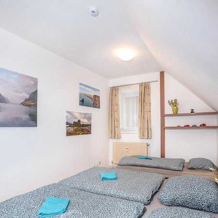 Depandance Marnet Sneznik Apartment Dolni Morava Ngoại thất bức ảnh
